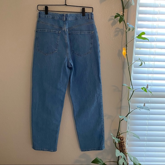 ASOS DESIGN High Rise Stretch Straight Leg Jeans in Brightwash- 32/32 - Picture 5 of 6